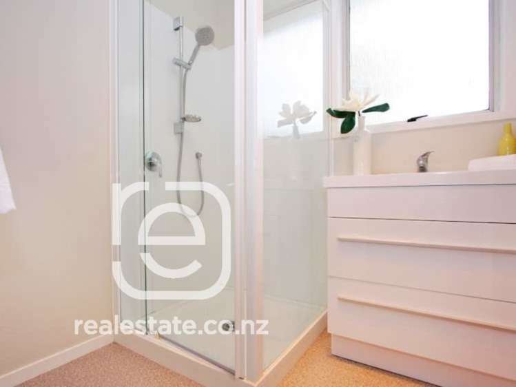 10 Kendall Court Wattle Downs_3