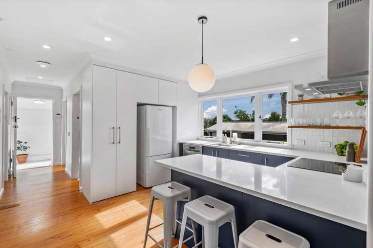 37 Waimumu Road Massey_16