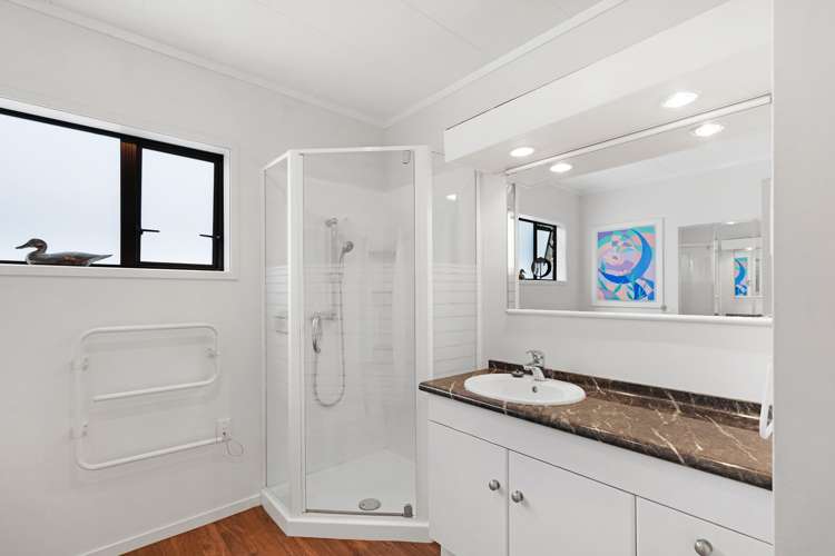 399 Marine Parade Napier South_9