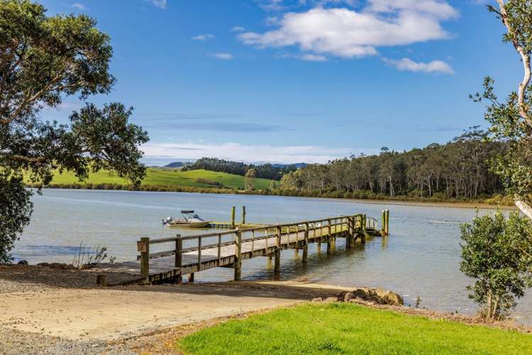 2958 State Highway 10 Paewhenua Island_10