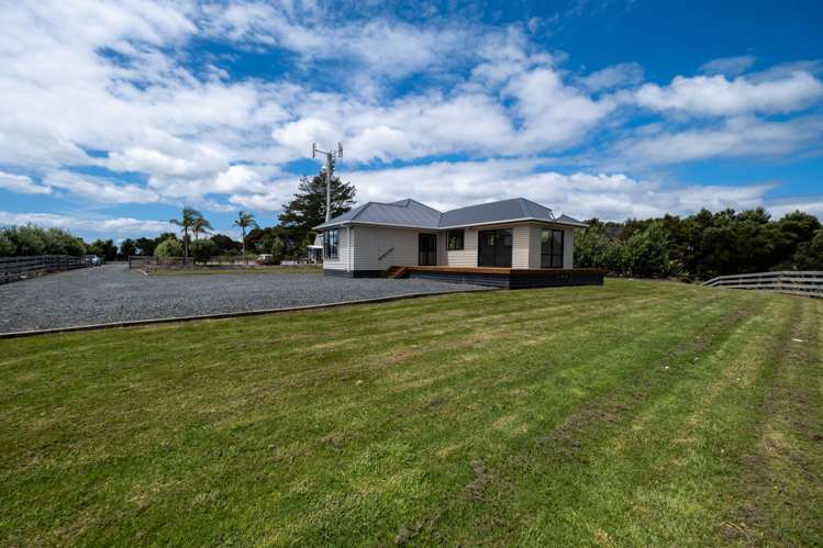 1445B Church Road Kaingaroa_29