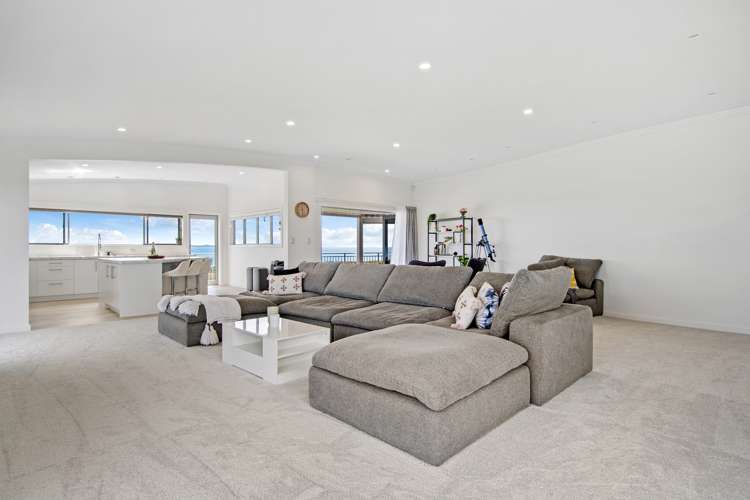 1011 Papamoa Beach Road Papamoa_16