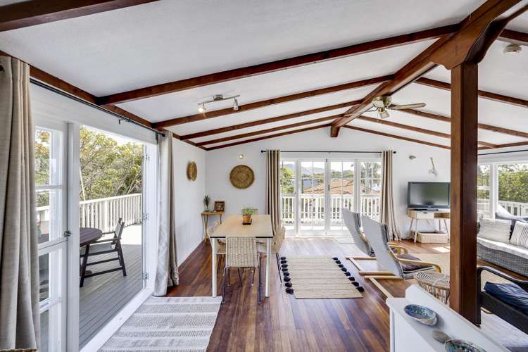 55 Gillies Crescent Waimarama_5