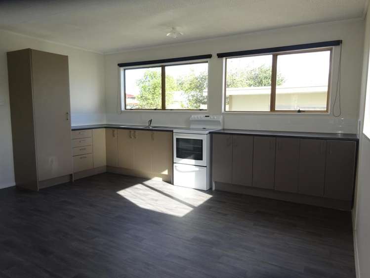 47 Peterhead Avenue 10480_11