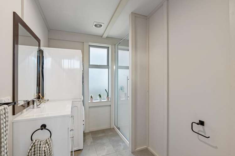 2/87 Warrington Street St Albans_11