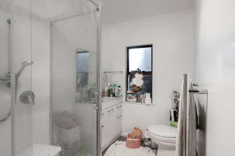 9 Ruihi Street Victoria_24