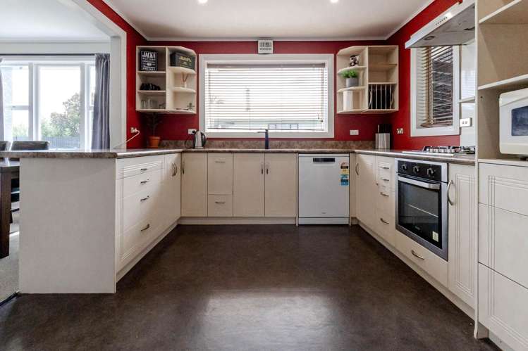 14 Jollie Street Hokitika_6
