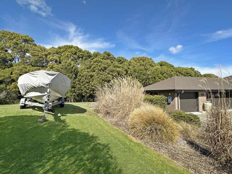 12 Lacebark Drive Kinloch_24
