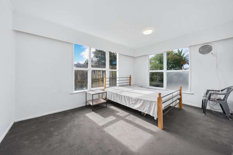 57 Metcalfe Road Ranui_24