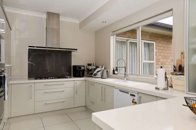 17 Tihi Street Stonefields_3