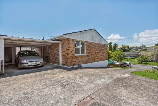 6/8 Hawthorne Place Ellerslie_1