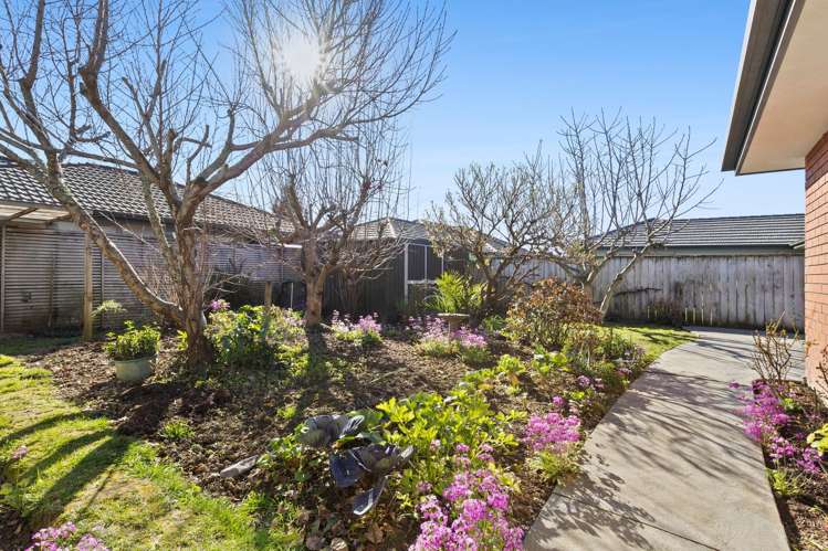 6 Ruth Taylor Avenue Stoke_14