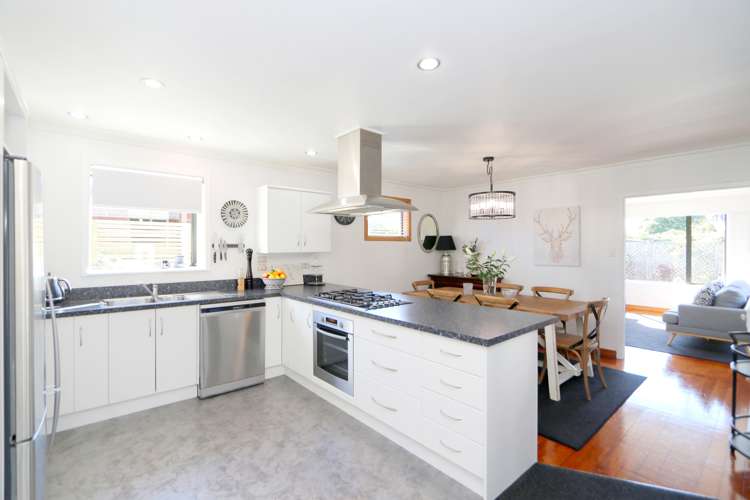 82 Lowe Street Avenal_6