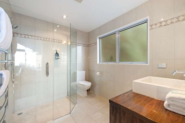 9 Galway Court Queenstown_15