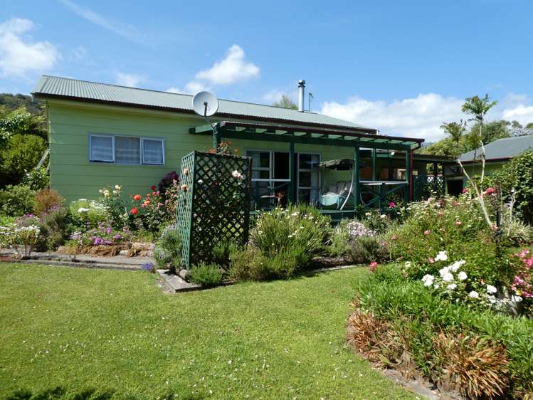 10 Stewart Street Waimangaroa_20