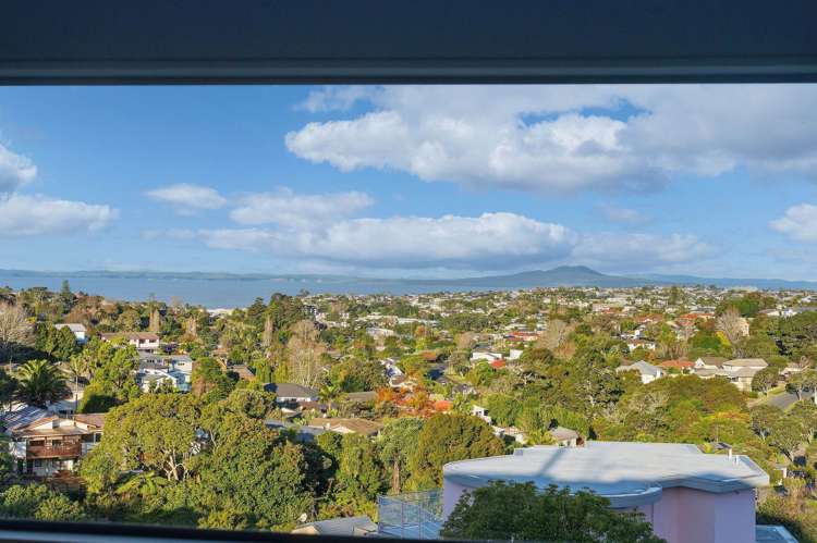 825 East Coast Road Browns Bay_54