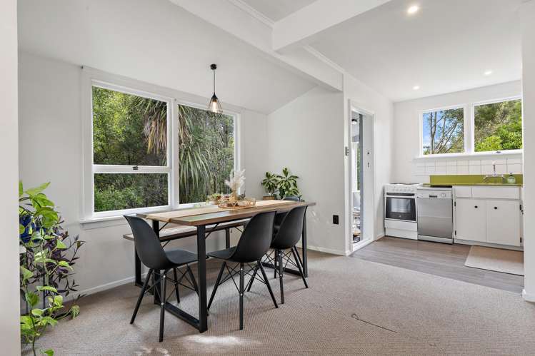 9a Esher Place Saint Martins_12