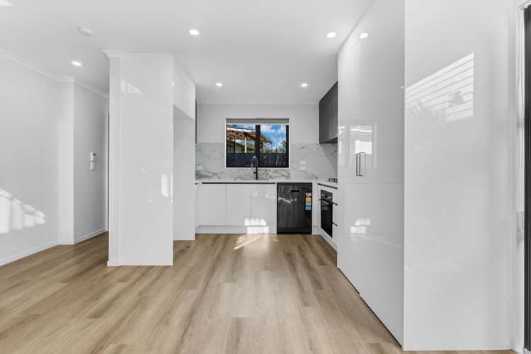 9A Bernard Street_5