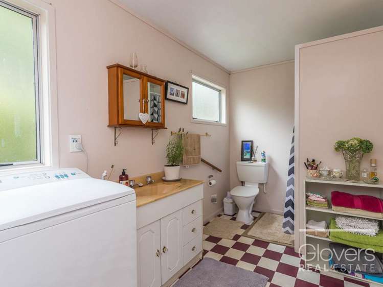 137 Laingholm Drive Laingholm_14