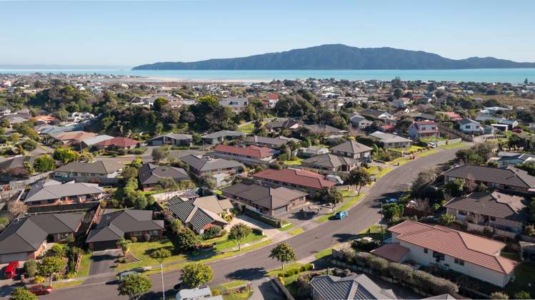 42 Campion Road Waikanae Beach_28