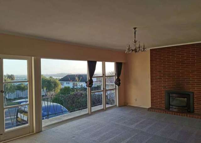 23 Ellesmere Crescent Pakuranga Heights_2