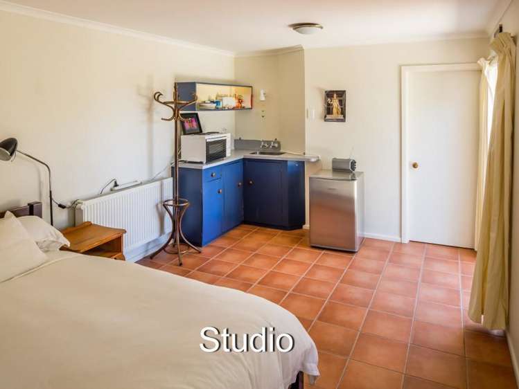 96 Totara Road Miramar_10