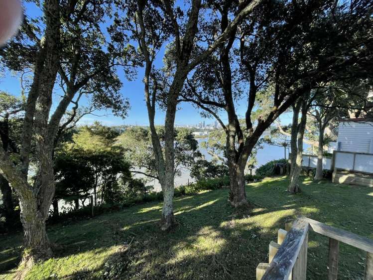 79 Ngataringa Road Devonport_6