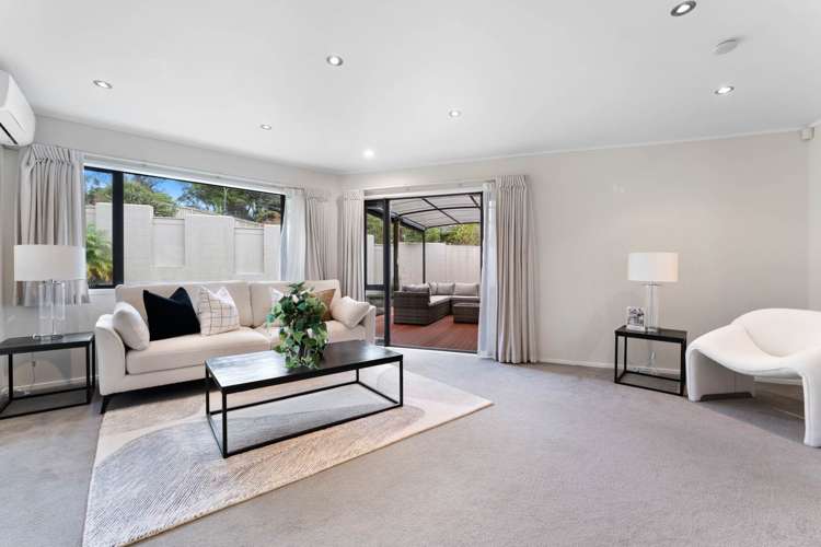 55 Meadowvale Avenue Forrest Hill_11