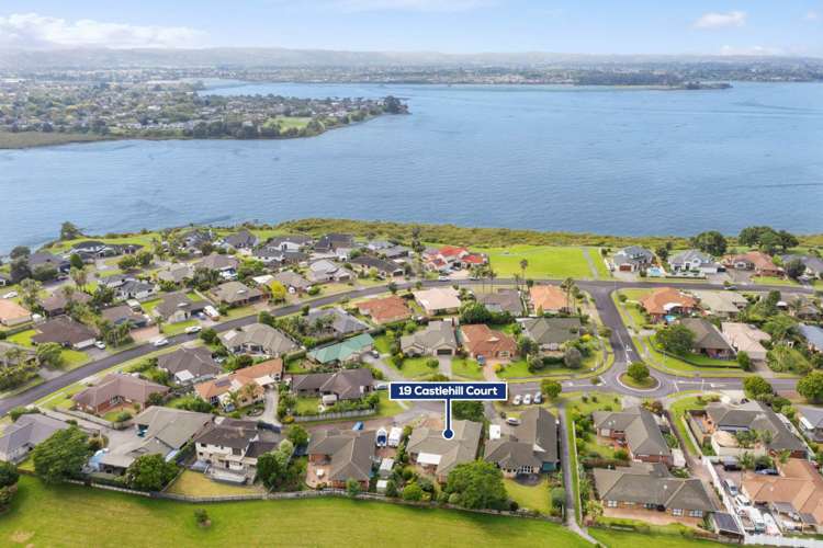 19 Castlehill Court Wattle Downs_20