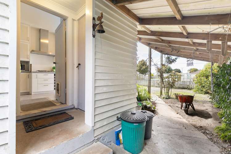 17 Robert Street Marton_22