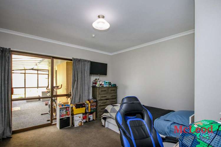 68 Middle Road Allenton_14