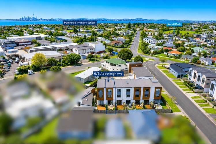 6/3 Abbotleigh Avenue Te Atatu Peninsula_26