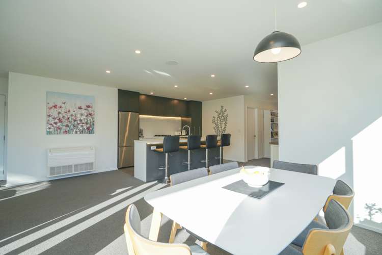 48 Louisa Street Gladstone_10