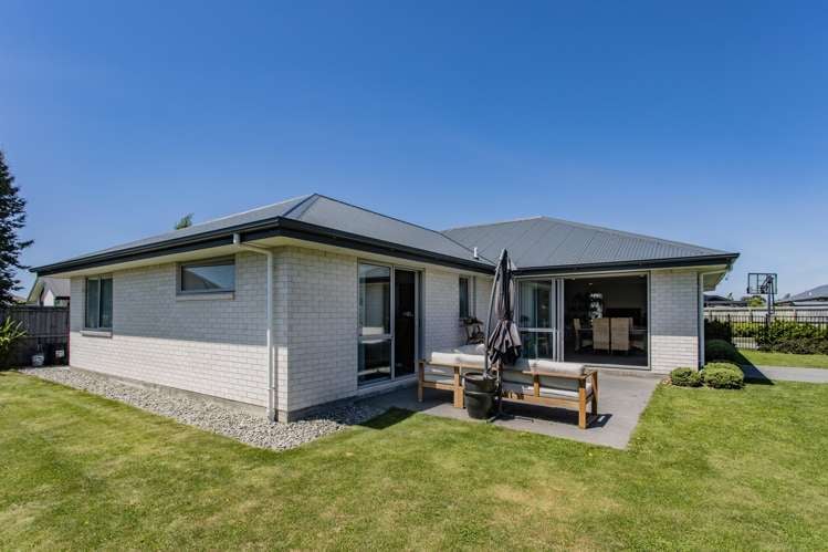 5 Hamlett Drive Woodend_13