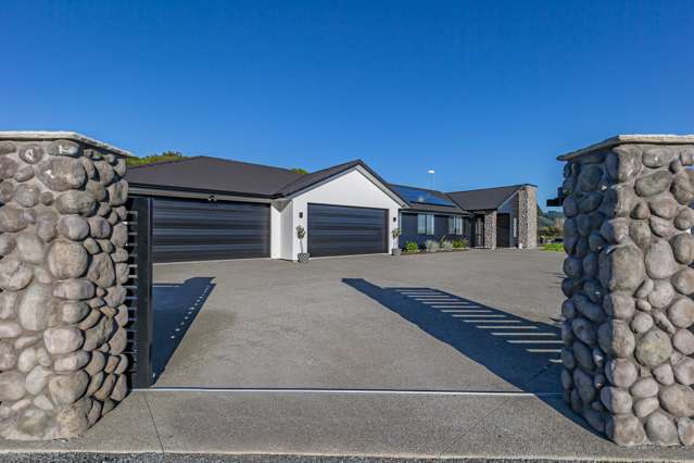 63 Ohau Gravels Way Ohau_1