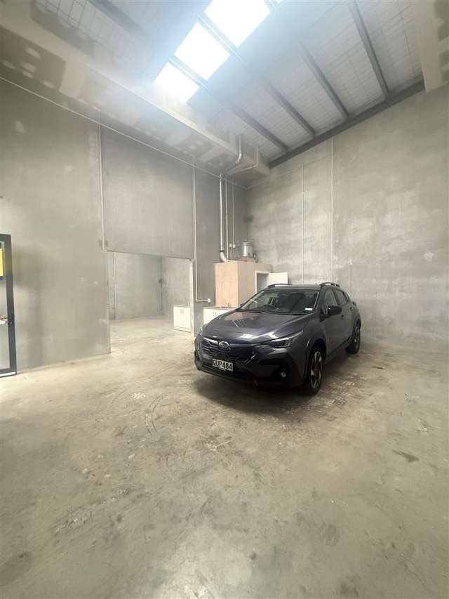 Units 20 & 21, 20 William Earp Place Tawa_2