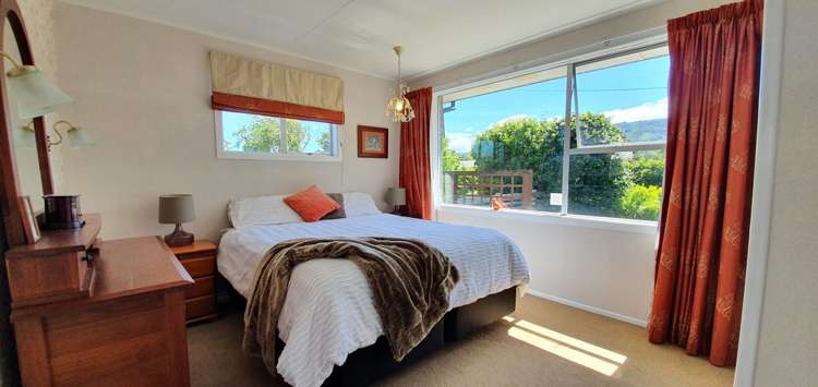 13 William Benton Street Featherston_10