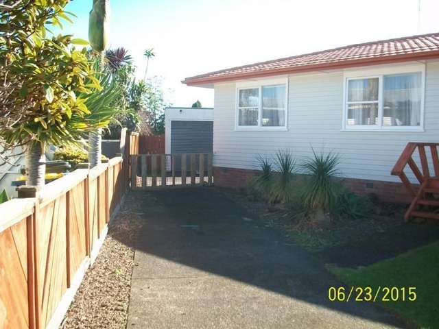 78 Gloria Avenue Te Atatu Peninsula_2