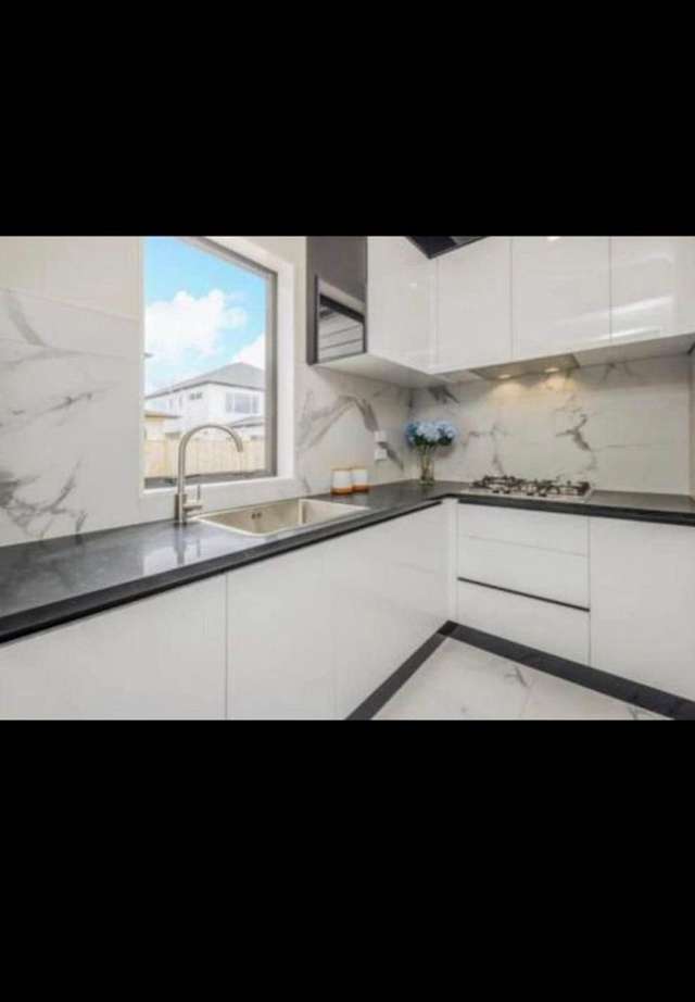 26 Golden Avenue Flat Bush_1