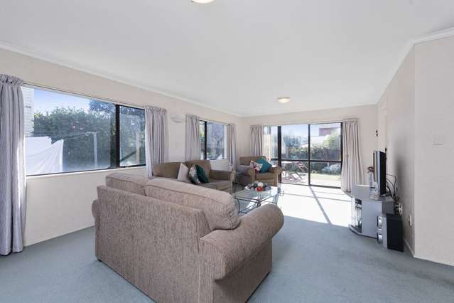 2/69 Orkney Road Mount Maunganui_3