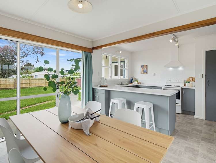 8 Mark Perreau Place Foxton_2