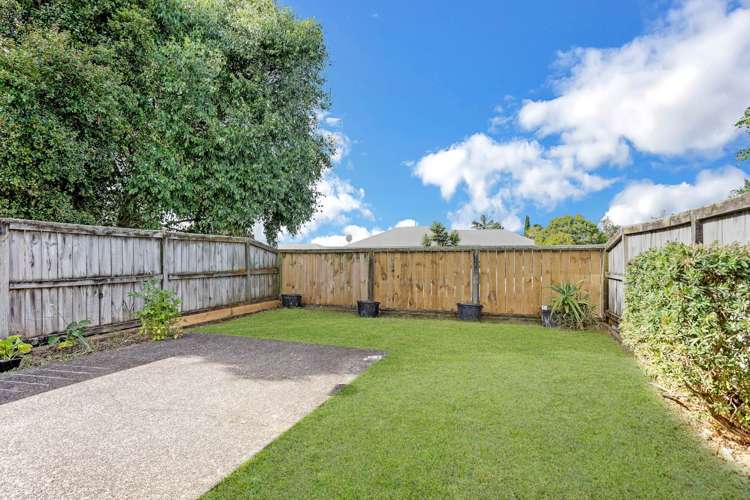 19 Ksenia Drive Flat Bush_8