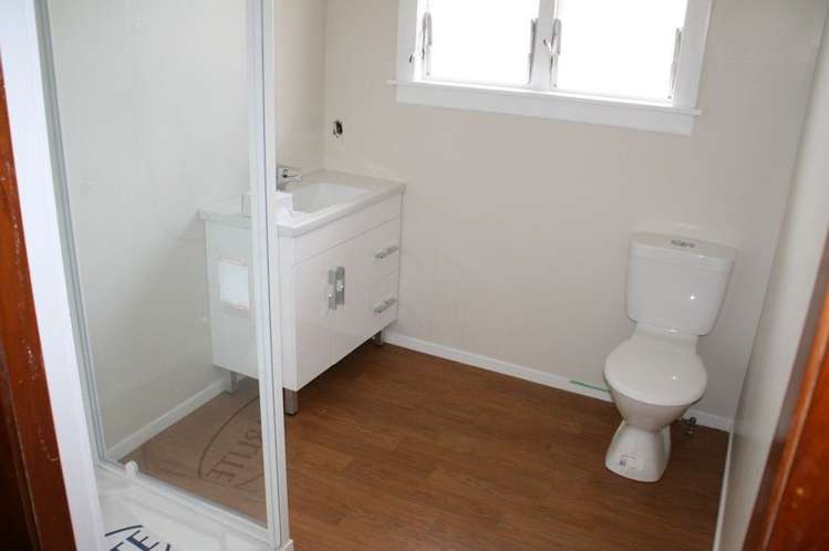 686 Mount Albert Road Royal Oak_14