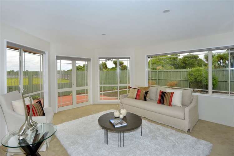 14 Flaxon Place Burwood_9