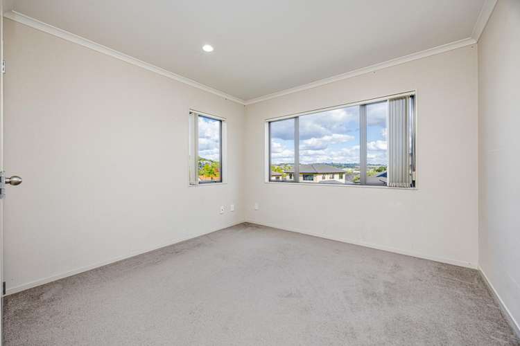 7 Mazuran Place Flat Bush_12