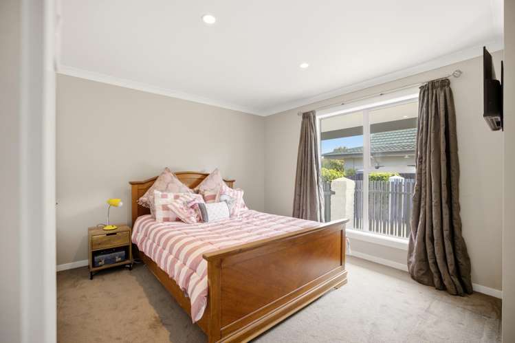 18 Heathglen Avenue Parklands_13