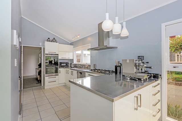 9 Wynyard Crescent Tamatea_3