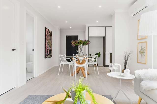 1/24 McLaren Place Chedworth Park_4