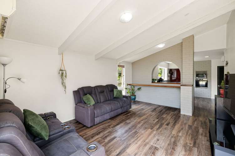 23 Gilbass Avenue Hamilton Lake_6