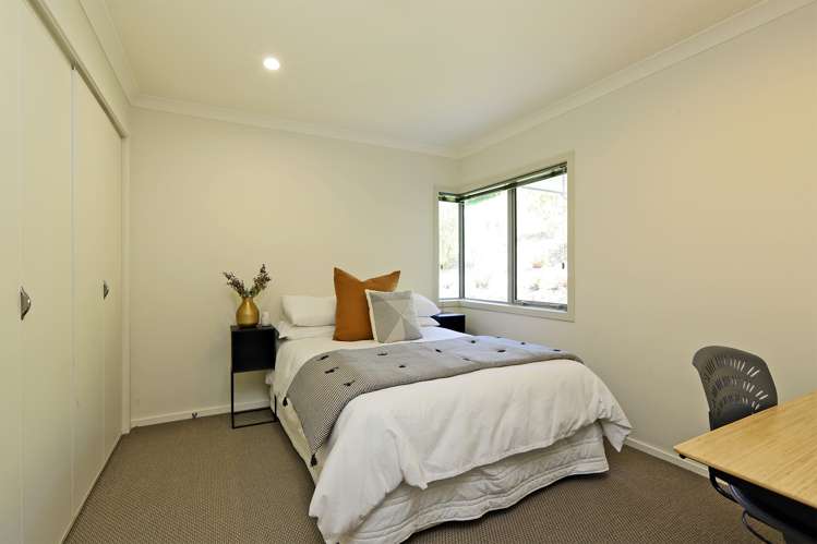 143 Kent Terrace Taradale_13